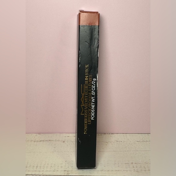 MAC Powder Kiss Velvet Blur Slim Lipstick (886 Marrakesh-Mere) NIB 2 g / .07 oz - Picture 4 of 5